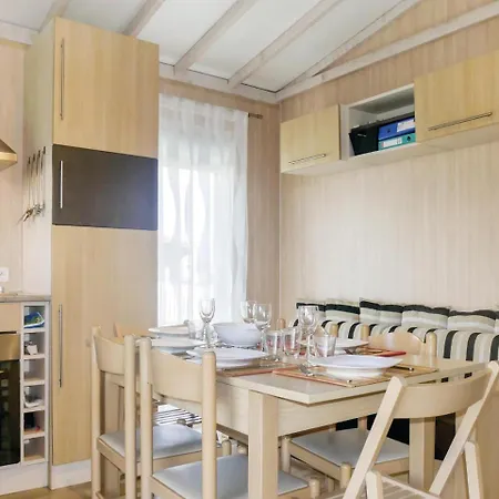 別荘 In Maisy With Wifi *