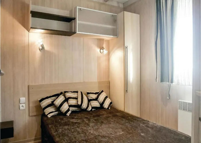 In Maisy With Wifi Сasa de vacaciones *